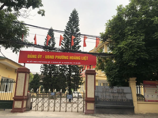 Hà Nội: Tạm dừng hoạt động trụ sở UBND một phường, khẩn tìm người đến các quán phở, cafe