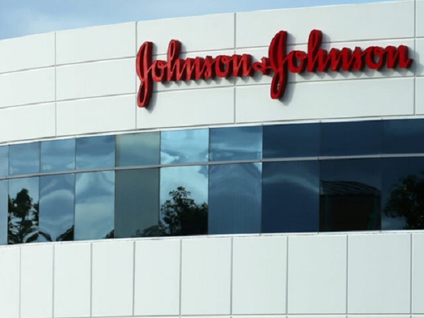 Vì sao Pfizer, Toshiba, Johnson&Johnson vừa bất ngờ chia tách thành 2,3 công ty nhỏ?