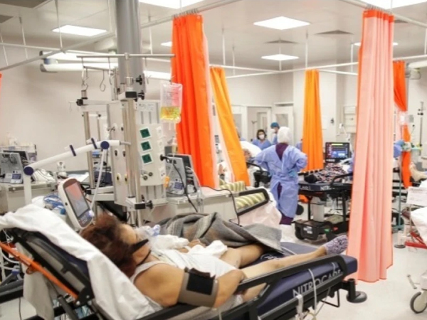 Nghĩa trang quá tải, dịch Covid-19 tại Đông Âu 'thực sự thảm khốc'