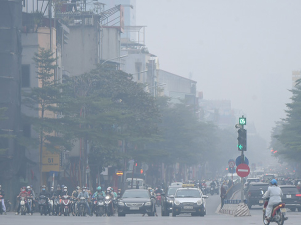 Hà Nội tiếp tục chìm trong bầu không khí đặc quánh, ô nhiễm nghiêm trọng