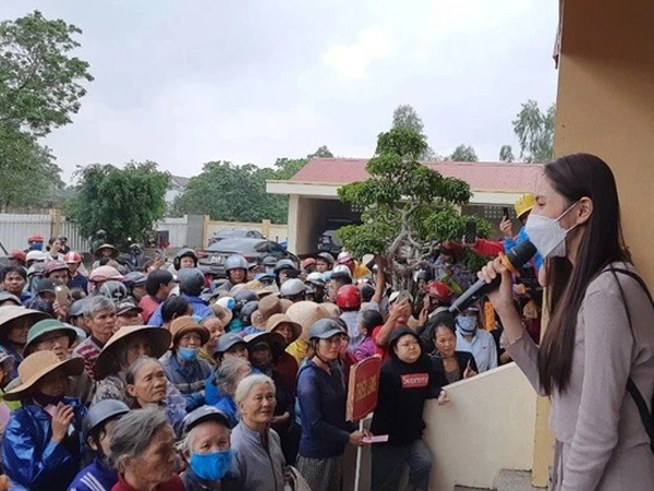 Thủy Tiên cứu trợ ở Quảng Trị: Số tiền cứu trợ thấp hơn hàng tỷ đồng so với biên bản xác nhận