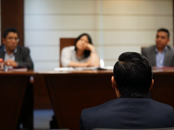 Mạo hiểm tìm cách tự cụt hai chân để trục lợi 70 tỷ bảo hiểm