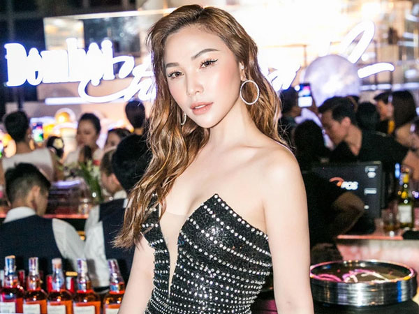 Giữa bão drama, Quỳnh Thư bất ngờ lên tiếng nhắn nhủ ai đó: 'Bớt hại người đi'