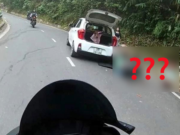 Đi chơi bị hỏng xe giữa đường, 6 thanh niên có một hành động khiến cư dân mạng bức xúc lên án gay gắt