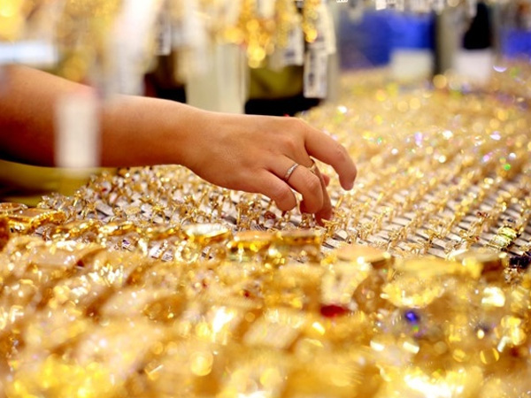 Giá vàng trong nước lặng sóng sau chuỗi ngày tăng mạnh