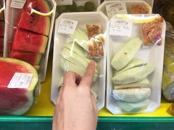 Ai cũng nghĩ vào siêu thị là yên tâm: 6 thực phẩm người khôn không bao giờ mua, cực kì độc hại