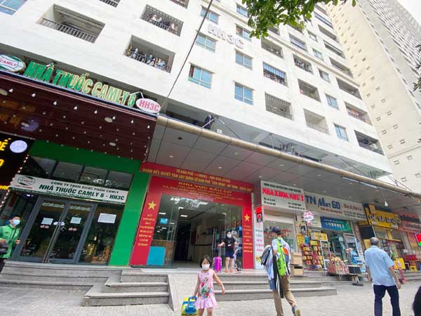 Hà Nội: Phong tỏa chung cư HH3C Linh Đàm với hơn 2.000 người do phát hiện ca mắc Covid-19