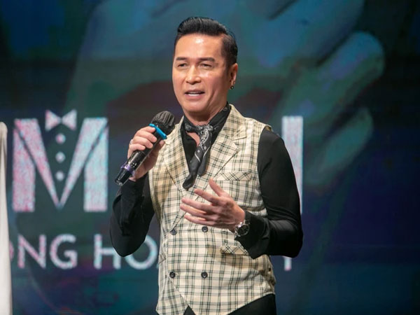 Nguyễn Hưng: 'Người nghệ sĩ nếu ra sân khấu mà cứng đơ cũng chẳng có giá trị'