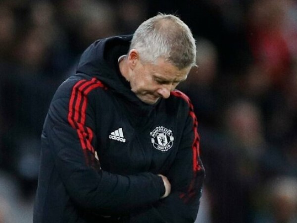 Man United thống nhất phương án sa thải Solskjaer, cho thời gian soạn 'tâm thư'