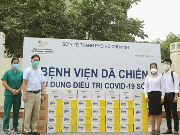 Vinamilk tặng sản phẩm dinh dưỡng Sure Prevent cho 50 bệnh viện tuyến đầu