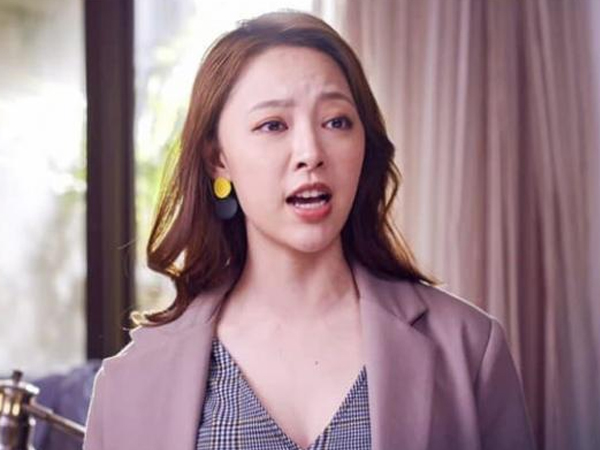 Sau nửa năm yêu bạn gái đại gia, tôi hoảng loạn muốn bỏ của chạy lấy người nhưng cô ấy lại đưa ra một thứ khiến tôi bất lực