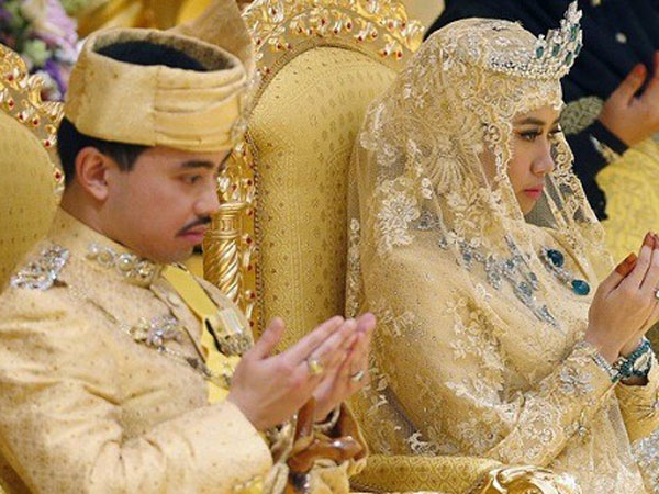 Quý cô có tướng mặt này, vừa giàu có lại lấy được chồng tốt, có số làm bà hoàng