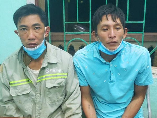 Công an đánh kẻng cùng cả làng truy bắt 2 kẻ trộm chó