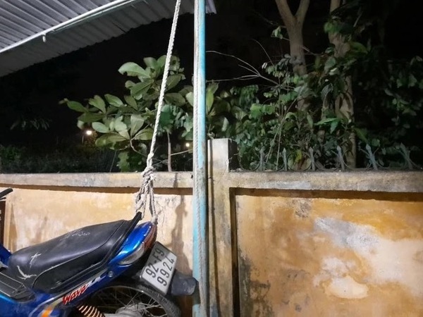 Bị tạm giữ xe máy, người đàn ông đột nhập trụ sở công an trộm lại phương tiện vi phạm