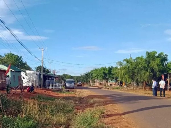 Nhóm thanh niên đâm 2 người thương vong vì... tiếng hú