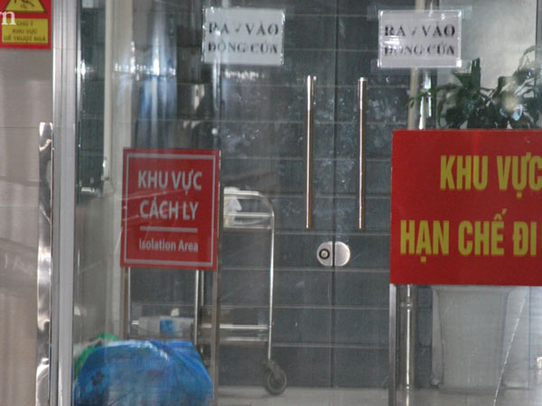 Hà Nội: Bệnh viện Bạch Mai ghi nhận 2 ca dương tính với SARS-CoV-2, tạm thời đóng cửa khu vực C9 Tim Mạch