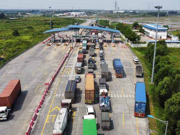 Không dán thẻ thu phí tự động, ô tô không được đi vào đường cao tốc?