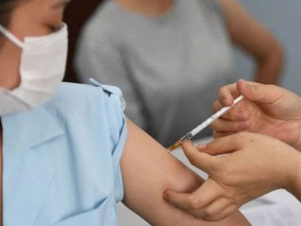 Thông tin mới nhất vụ gần 70 người sốc phản vệ, nhiều người nguy kịch sau khi tiêm vắc xin