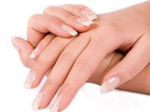 Ngón tay sưng to nghĩ rằng bị viêm khớp, cô gái trẻ vô cùng sốc khi bác sĩ thông báo mắc ung thư phổi