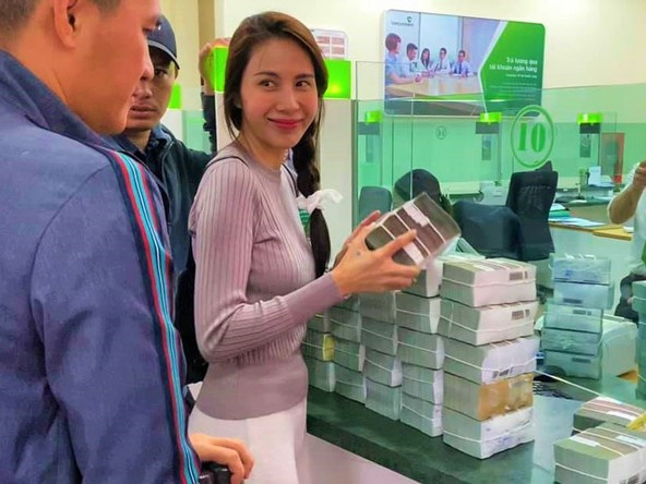 Diễn biến mới vụ cứu trợ của ca sĩ Thủy Tiên ở Quảng Bình