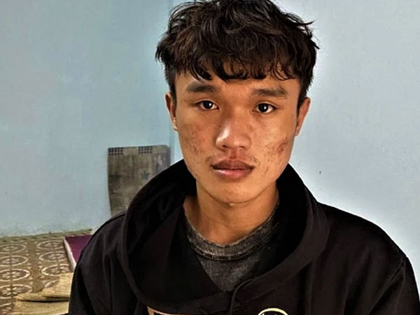 Cho tiền kẻ lang thang, nữ dược sĩ thương người bị lừa 100 triệu đồng