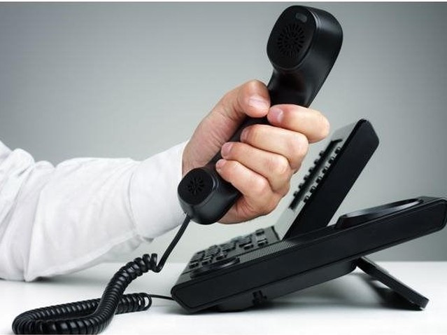 Nên làm gì khi liên tục bị công ty tài chính gọi điện đòi nợ, khủng bố tinh thần?