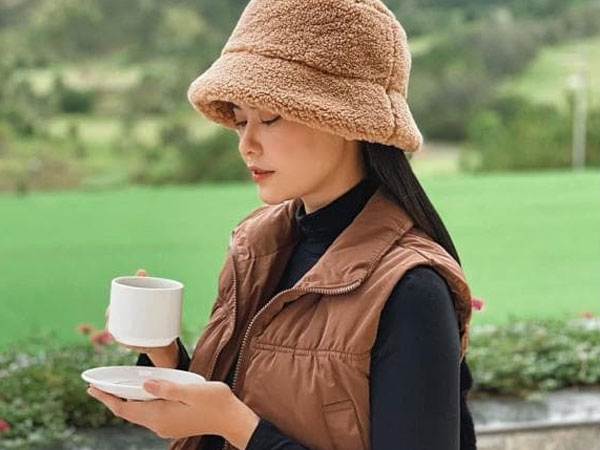 Sau nghi vấn tái hợp với Tim, Trương Quỳnh Anh có chia sẻ đầy ẩn ý: 'Khi bạn buông bỏ một thứ gì đó, sẽ có một thứ khác bù vào'