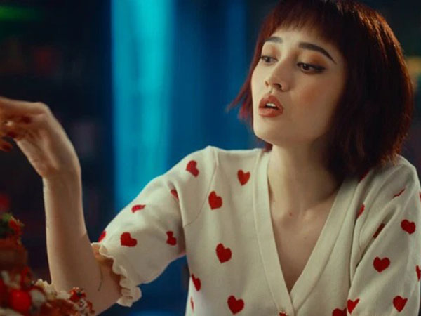 Trở lại đường đua Vpop sau 2 năm, Bảo Anh khiến dân tình không rời nổi mắt với nhan sắc thăng hạng trong những khoảnh khắc tình tứ bên trai đẹp 'Nhà trọ Balanha'