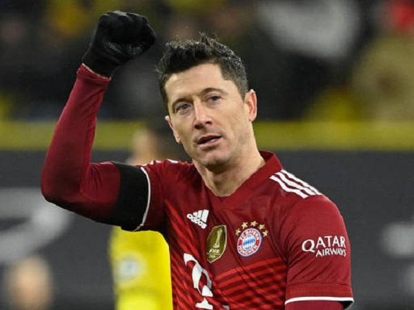 Thắng ngược Dortmund, Bayern tiến gần chức vô địch lượt đi