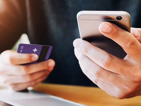 1/1/2022: Mở thẻ ngân hàng online, không cần ra ngân hàng