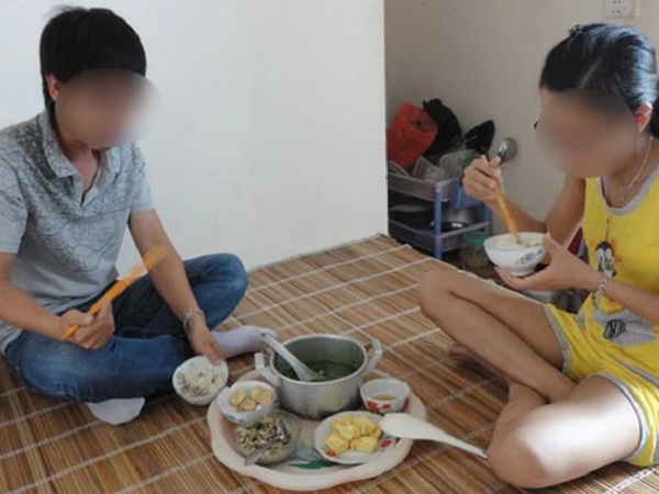 Phát hiện vợ sắp cưới từng sống thử với 3 người yêu cũ, chàng đăng đàn chấp nhận 'gạch đá' và loạt đáp án 'kinh ngạc' từ hội chị em