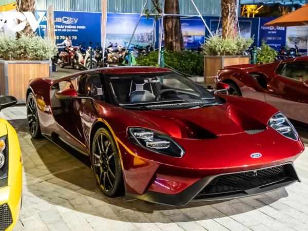 Cận cảnh Ford GT triệu đô tại Việt Nam