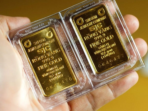 Vì sao giá vàng SJC cao hơn thế giới 12 triệu đồng/lượng?