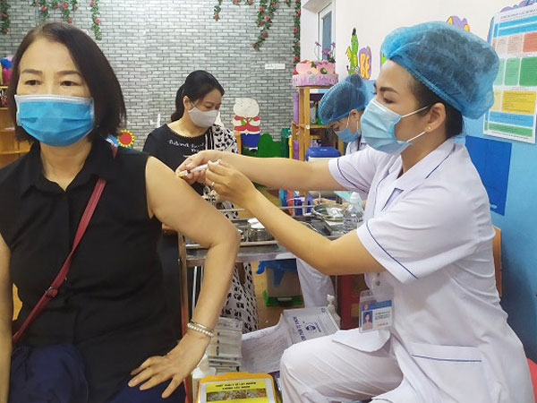 16 chùm lây nhiễm Covid-19 ở Hà Nội, ổ dịch nóng nhất có 423 F0