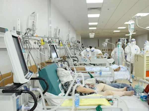 TPHCM: Gần 90.000 F0, nguy cơ vượt ngưỡng chịu đựng của y tế