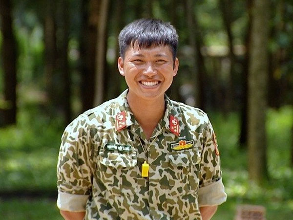 Cuộc sống sau 1 năm nổi tiếng của Mũi trưởng Long 'Sao Nhập Ngũ'