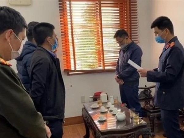 Vụ giúp con nuôi Đường 'Nhuệ' thoát tội: Đơn khống lộ chân tướng 2 cán bộ điều tra