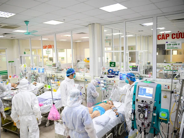 Dự báo số ca nhiễm có thể lên 1.000 ca/ngày: Hà Nội còn bao nhiêu giường điều trị bệnh nhân Covid-19?