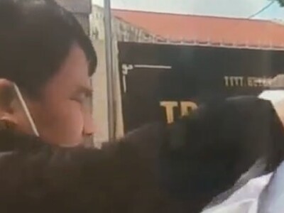 Y sĩ xé áo blouse trước cơ quan: Thống nhất đánh giá không hoàn thành nhiệm vụ