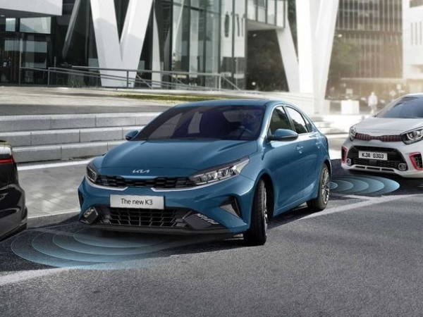 Kia K3 có thêm phiên bản 2.0 Premium tại Việt Nam
