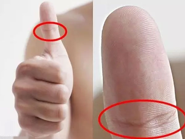 Liếc qua ngón tay cái biết ngay đời ai sắp 'lên hương', tiền tiêu cả quyển