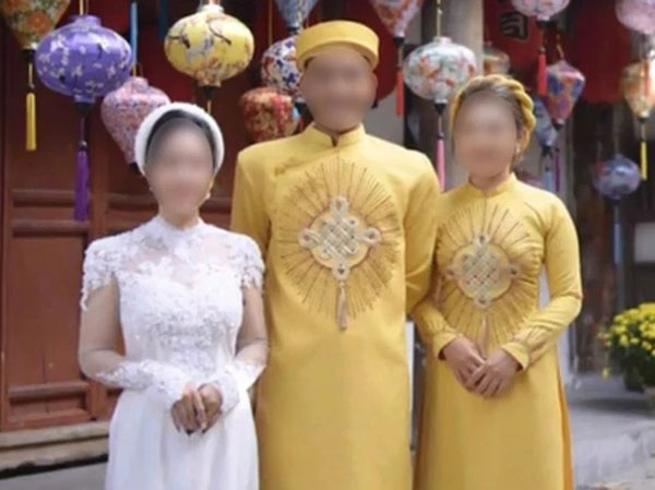 Sốc với đám cưới 2 bà 1 ông, 2 cô dâu gọi nhau là 'bà lớn, bà nhỏ' ngọt xớt khiến dân tình 'lú' nặng