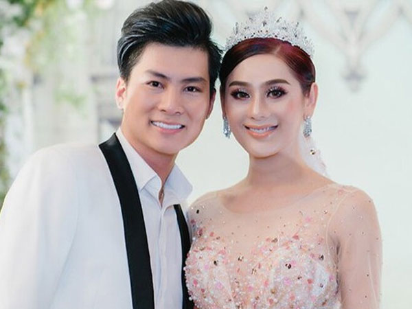 Lâm Khánh Chi livestream tuyên bố từ nay làm 'mẹ đơn thân', xác nhận ly hôn với chồng trẻ kém 8 tuổi