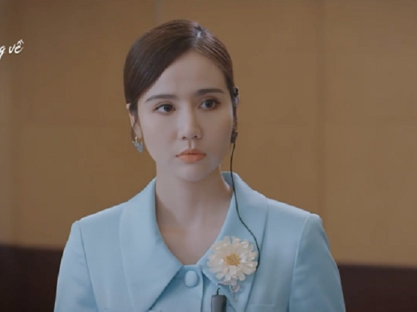 Thương ngày nắng về tập 15: Trang gặp lại mẹ ruột, chọn mặc trang phục gợi nhắc quá khứ đầy nước mắt
