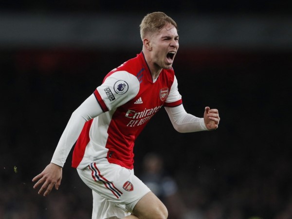 Thắng gay cấn West Ham, Arsenal chen chân vào top 4 Ngoại hạng Anh