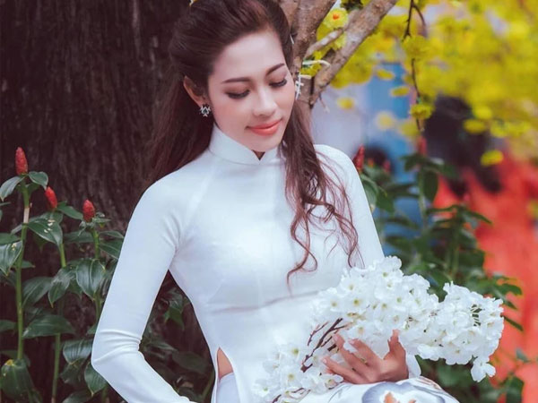 Chị gái Đặng Thu Thảo đăng đàn cực gắt hậu lùm xùm với Thùy Tiên: 'Ghét nhất là mấy thứ đạo đức giả mà khi nào cũng thích bảo vệ chính nghĩa'