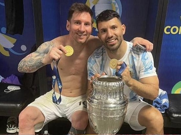 Messi phá vỡ im lặng khi bạn thân Aguero phải giải nghệ vì bệnh tim