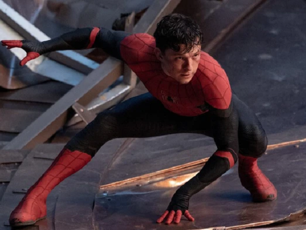 Review 'Spider-Man: No Way Home': Khi siêu phẩm nhân ba sức nóng bởi màn tái ngộ có một không hai
