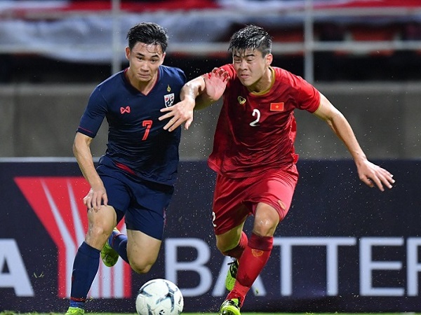ĐT Việt Nam gặp ĐT Thái Lan ở bán kết AFF Cup khi nào?