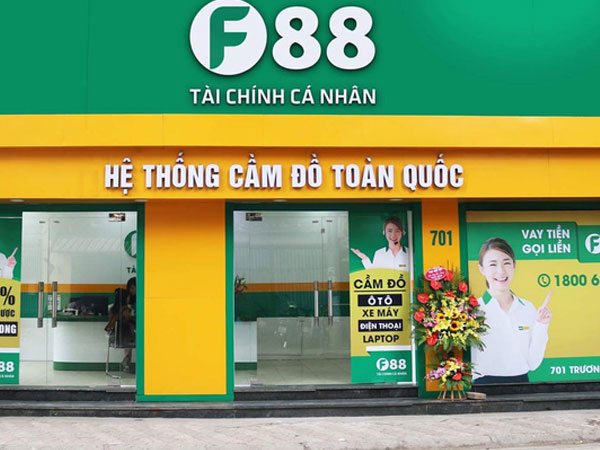 Lãi suất cho vay tiền mặt của F88 và Thế giới di động quá cao?